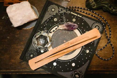 摩羯座是什么星象属性？土象星座摩羯座属性分析
